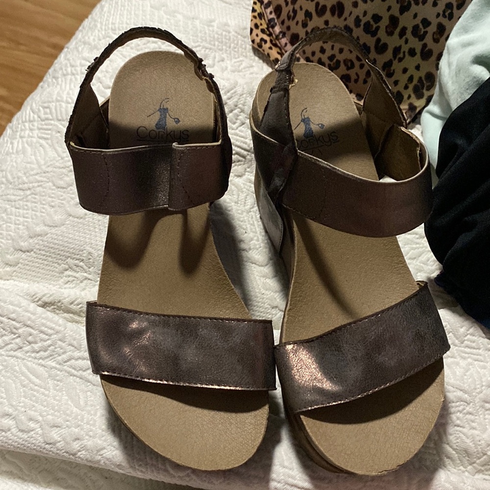 Corkys wedges